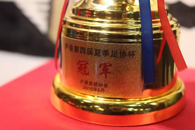 巴萨高层对弗里克的战术要求：对抗巴黎需新思路
